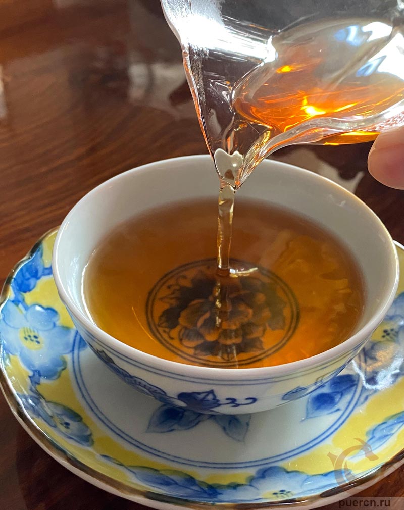 Мэнку Жунши Саньцзю, шэн пуэр, 999 гр, 2009 г.