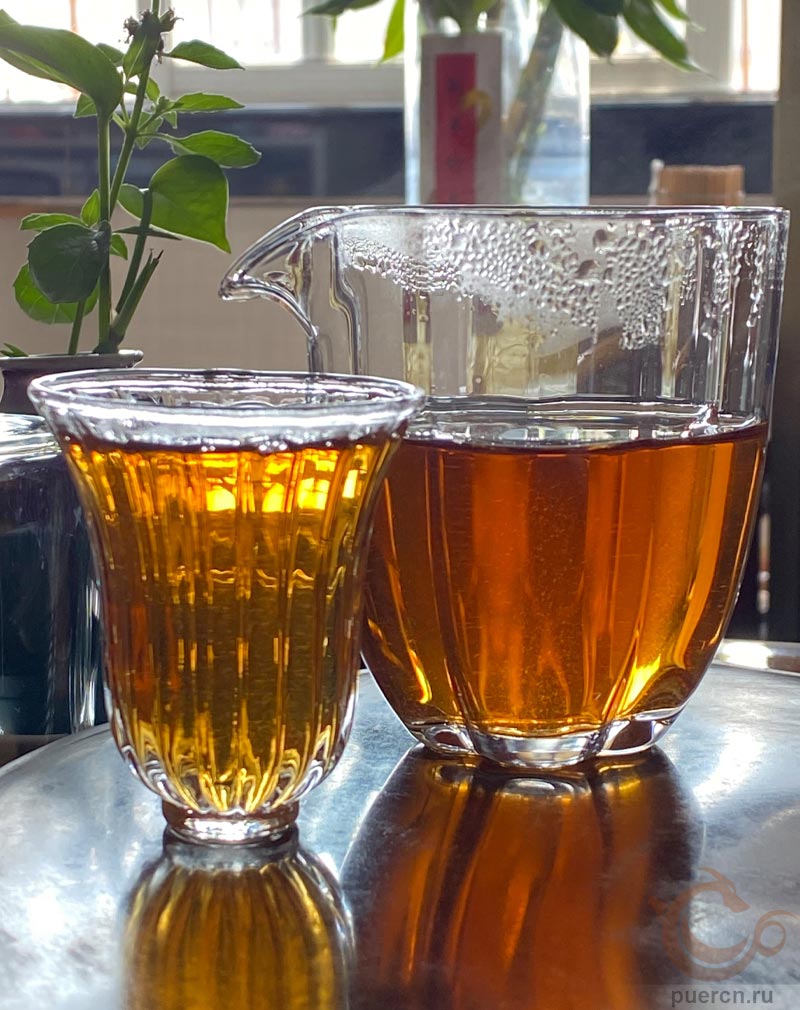 Мэнку Жунши Саньцзю, шэн пуэр, 999 гр, 2009 г.