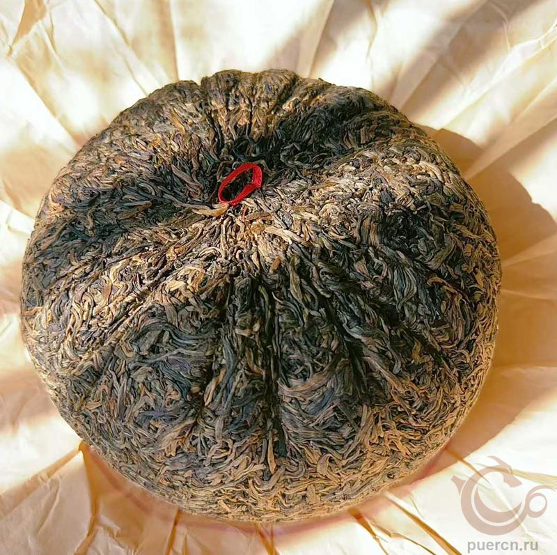 Мэнку Жунши Биндао Гушу Цзиньгуа Гунча, шэн пуэр, 2000 гр, 2010 г.