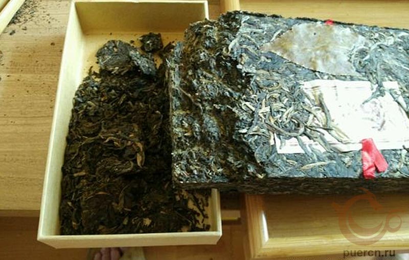 Мэнку Жунши Цяому Чжи Дянь, шэн пуэр, 1000 гр, 2010 г.