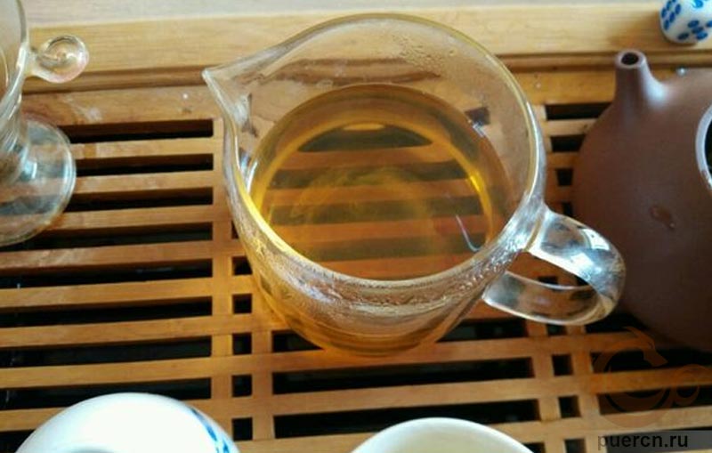 Мэнку Жунши Цяому Чжи Дянь, шэн пуэр, 1000 гр, 2010 г.