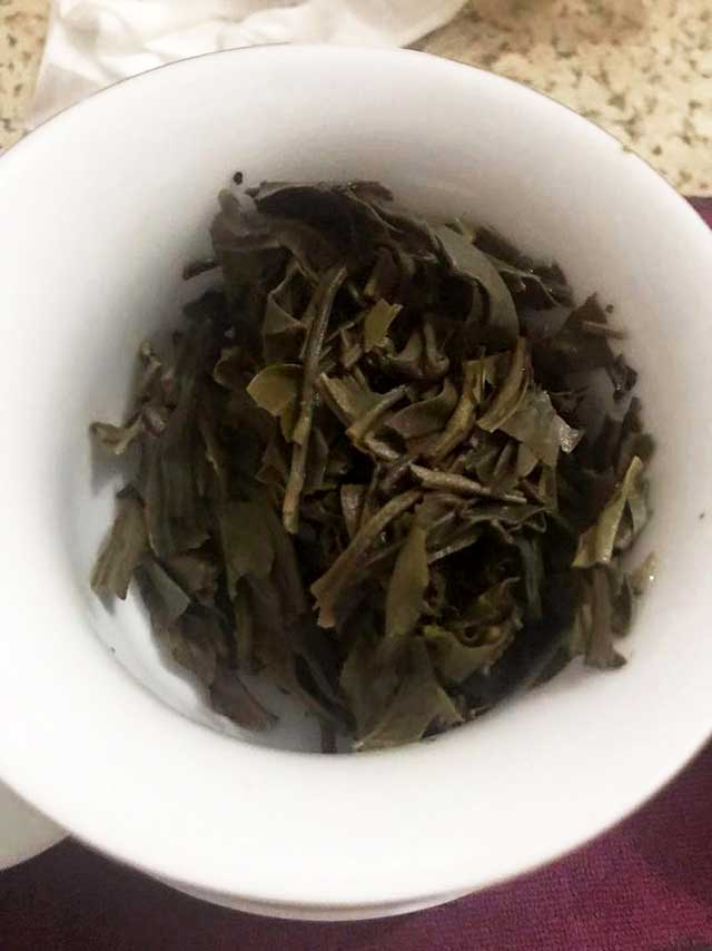 Чайное дно - спитой лист