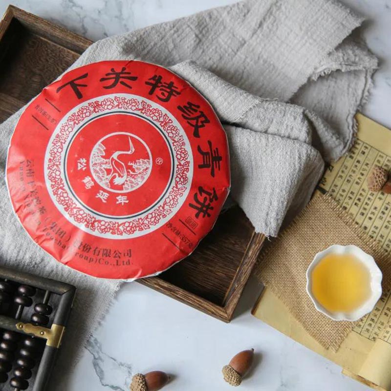 Ся Гуань Сун Хэ Янь Нянь «Долгих лет жизни», шэн пуэр, цвет чайного настоя