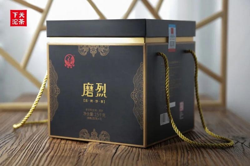 Фирменная коробка для туна с чаем