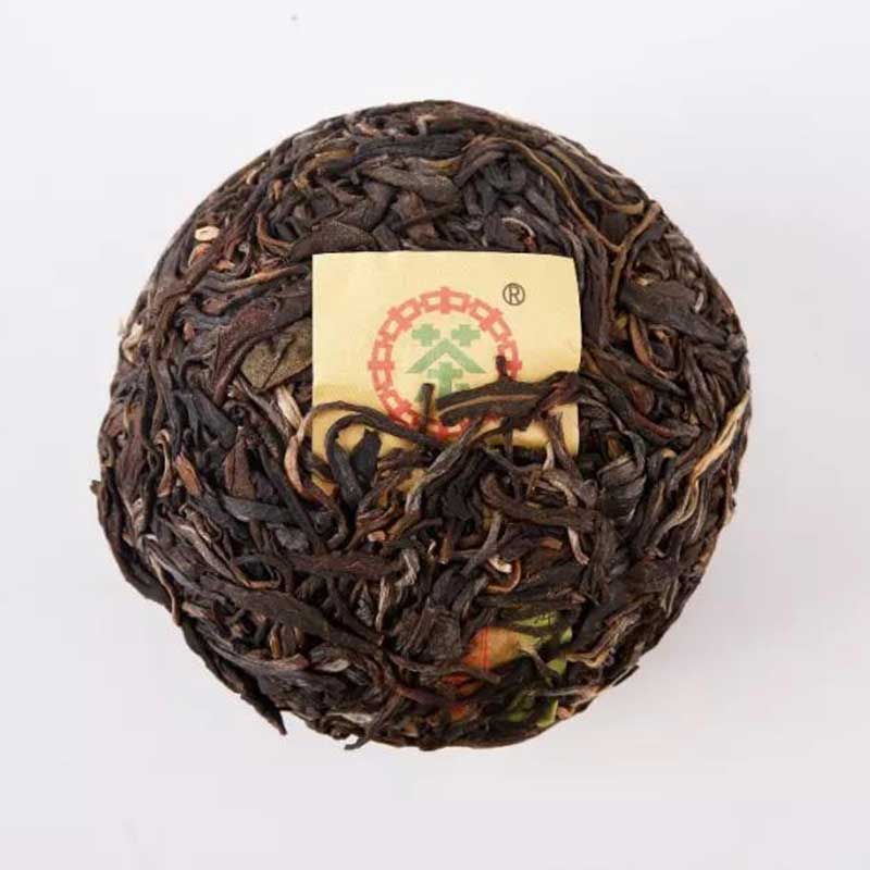 Чжун Ча Гугун Гун Ча Ваньшоу Туань Ча, поверхность прессованного чая