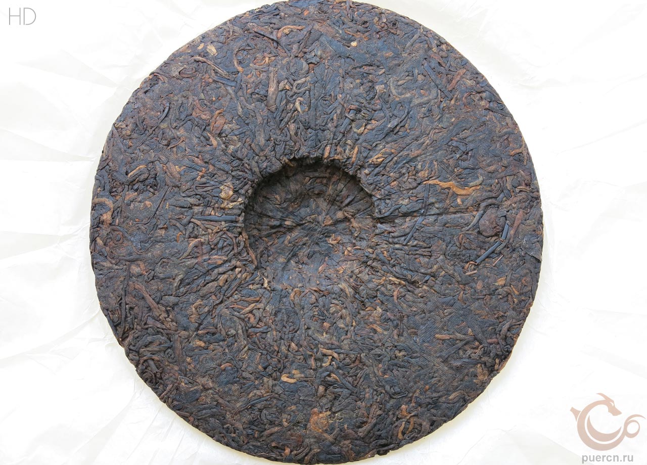 Дянь И Хао, И У Чжэнь Шань, шу пуэр, 357 гр, 2022 г.