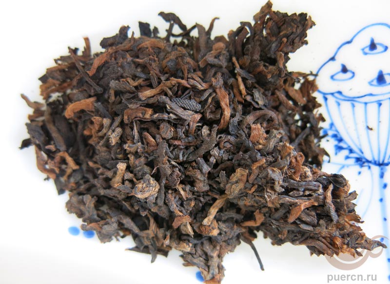 Мэн Чан Хао «И У», шу пуэр, 357 гр, 2020 г., сухой чай перед завариванием