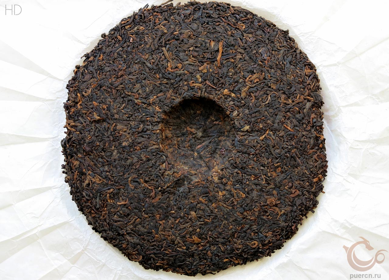 И У Тун Цин Хао, Цяо Му Бин, шу пуэр, 357 гр, 2011 г. И У Тун Цин Хао, Цяо Му Бин, шу пуэр, 357 гр, 2011 г.